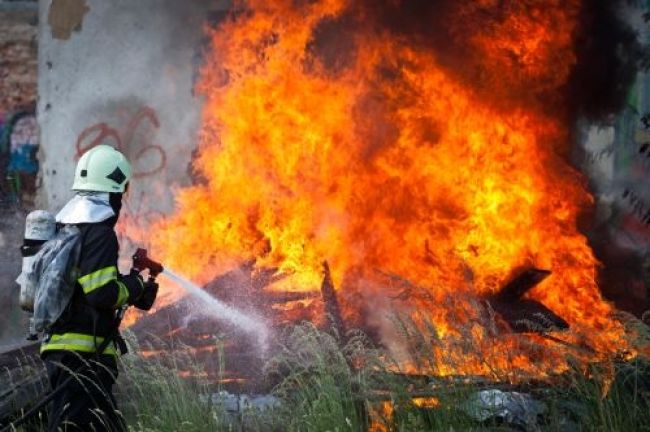 V dôsledku horúčav stúpa na Slovensku počet požiarov