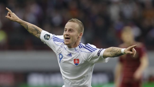 Futbalista Stoch sa oficiálne vyjadrí k svojim škandálom