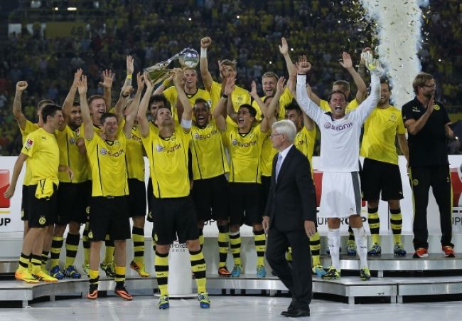 Dortmund má Superpohár, Bayernu vrátil prehru z LM