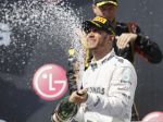 Brit Hamilton obhájil triumf na Veľkej cene Maďarska