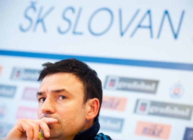 Slovan Bratislava vyhodil trénera Samuela Slováka