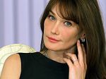 Carla Bruni zaplatila svoju webstránku z francúzskej kasy