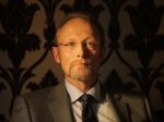 Lars Mikkelsen bude zloduchom v novej sérii Sherlocka