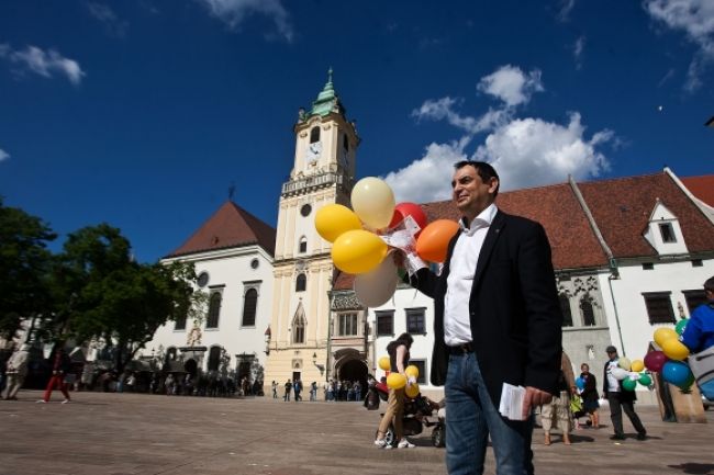 Splnomocnenec Pollák chce pamätník obetí rómskeho holokaustu