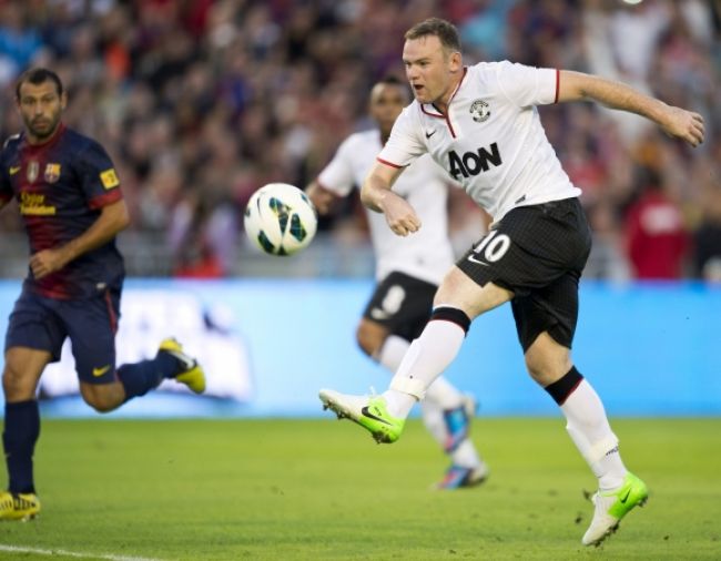 Manchester United opäť odmietol ponuku Chelsea na Rooneyho