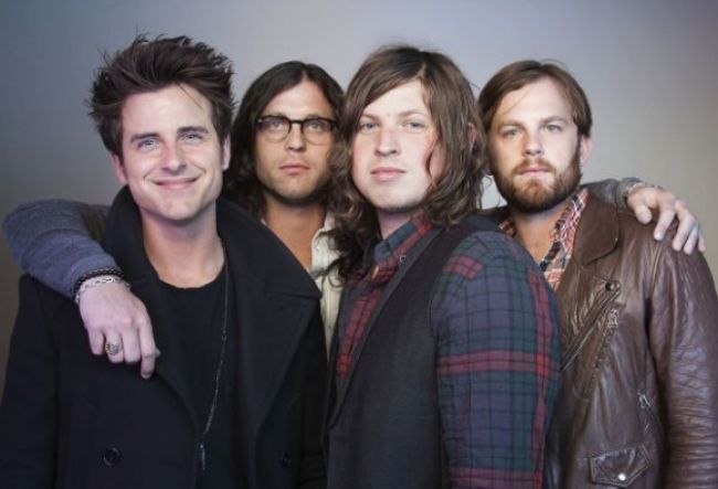 Kings Of Leon predstavili novú skladbu aj videoklip