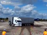 Video: Frajer s kamiónom