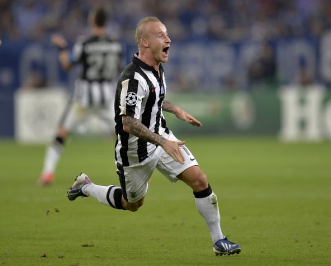 Video: Stoch možno strelil historický gól PAOK Solún