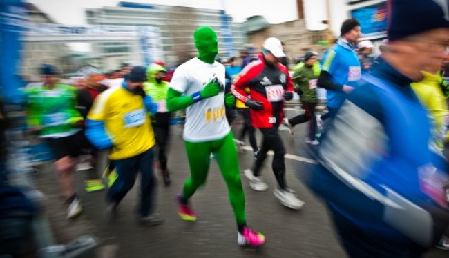 Bežci si zmerajú sily na Národnom maratóne v Bratislave