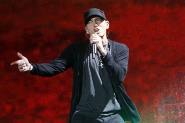 Eminem predstavil prvý singel z pripravovaného albumu