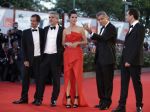 George Clooney a Sandra Bullock otvorili MFF v Benátkach