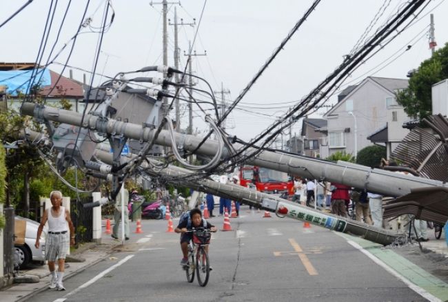 Tornádo neďaleko Tokia zranilo desiatky ľudí