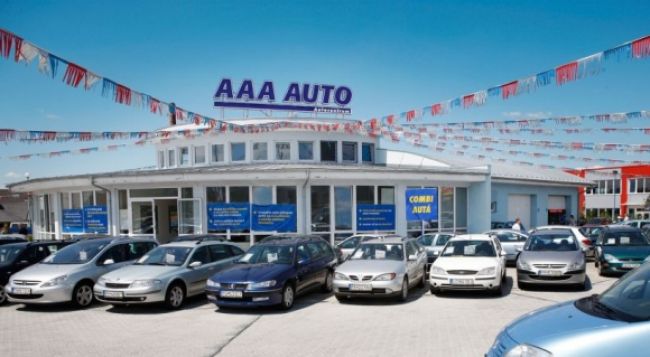 Predaje v AAA AUTO vzrástli za osem mesiacov o 9,3 %