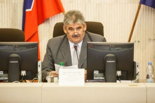 Richter odmieta, že by na ministerstve pracovali hlupáci