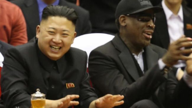 Basketbalista Rodman držal na rukách dcéru Kim Čong-una