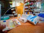 Zdravotné poisťovne vrátia pacientom doplatky za lieky