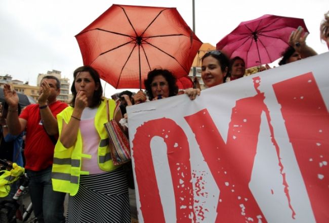 Gréci pokračujú v generálnom štrajku, pripoja sa aj lekári