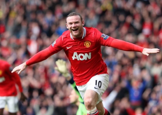 Wayne Rooney ako štvrtý hráč prekonal 200-gólovú hranicu