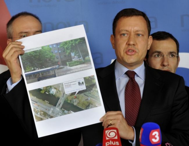 Daniel Lipšic má tretí dôkaz proti premiérovi v kauze SPP
