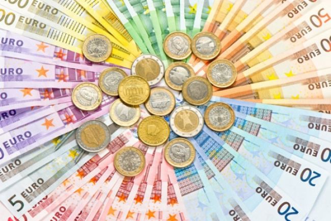 Daňové úniky dosiahli na Slovensku skoro tri miliardy eur