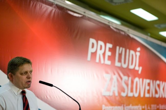 Slováci sa o financovaní politických strán viac nedozvedia