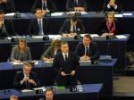 Slovenskí europoslanci budú môcť zastávať aj verejné funkcie