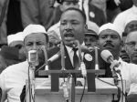Američania sledovali aj Luthera Kinga a Muhammada Aliho 