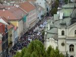 Poslanec chce Pietruchovej hlavu, znevážila Pochod za život