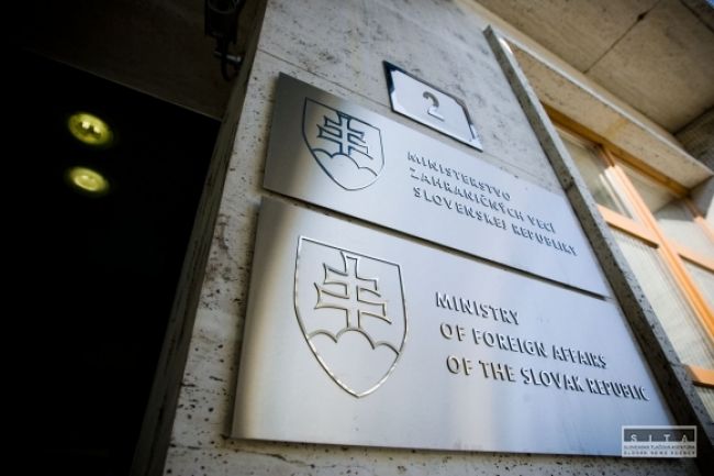 Ministerstvo zahraničia zvažuje spoločné využívaníe ambasád