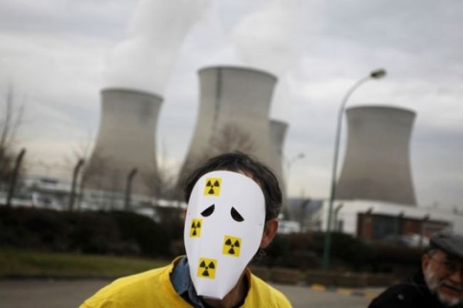 Štyri osoby chceli sabotovať iránske jadrové zariadenie