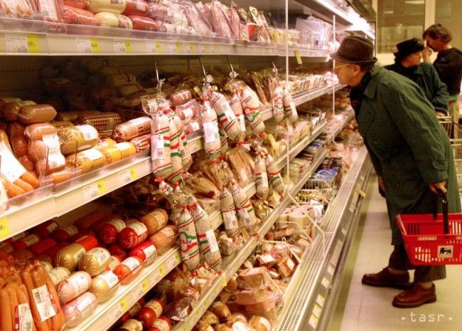 Podiel slovenských potravín na pultoch obchodov v SR je na úrovni 39 %