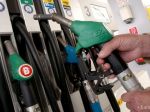 Slovensko má v porovnaní so susedmi stále najdrahšie benzíny
