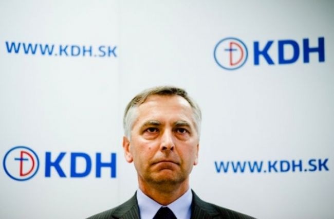 Nový rozpočet len prehĺbi problémy Slovákov, tvrdí Ján Figeľ
