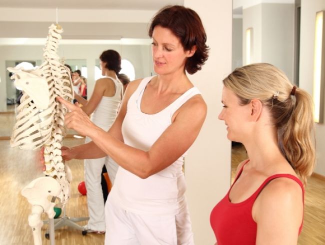 Svetový deň osteoporózy sa tento rok zameriava na ženy