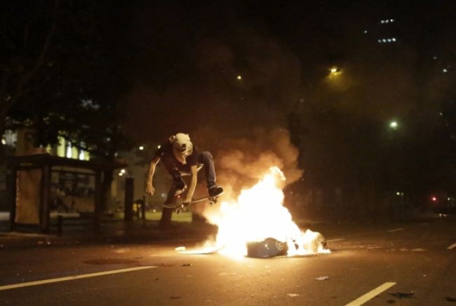 Sociálne protesty v Brazílii pokračujú