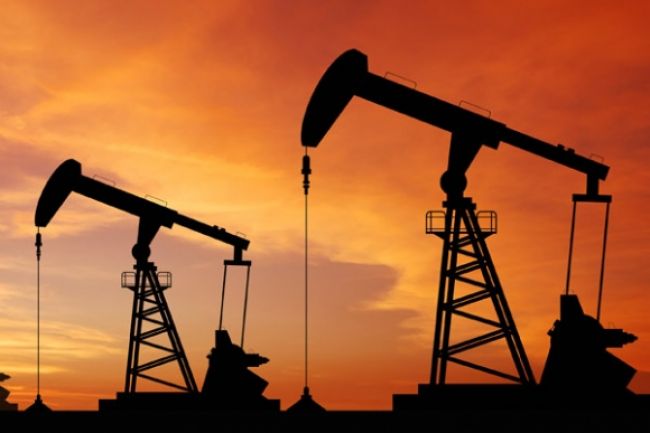 Ceny ropy klesli, no spotová cena zlata posilnila