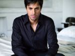 Enrique Iglesias predstavil video k skladbe Heart Attack