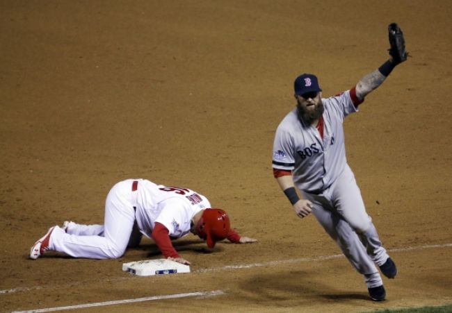 Boston zdolal vo Svetovej sérii St. Louis a vyrovnal stav