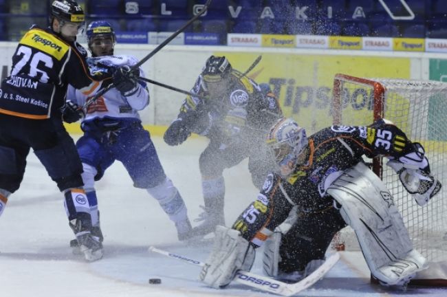 Košičania deklasovali v derby Poprad, majster sa prebúdza