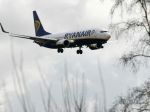 Ryanair zhoršil prognózu zisku, stratí milióny