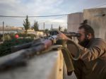 Povstalci v Sýrii sa zmocnili skladov zbraní