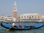 Benátčania sa boja havárie, obmedzia prístup výletným lodiam