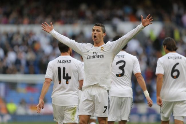 Real prevalcoval súpera, Ronaldo zahviezdil hetrikom