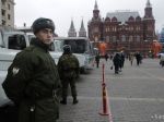 Video: Rus si pribil genitálie k dlažbe Červeného námestia