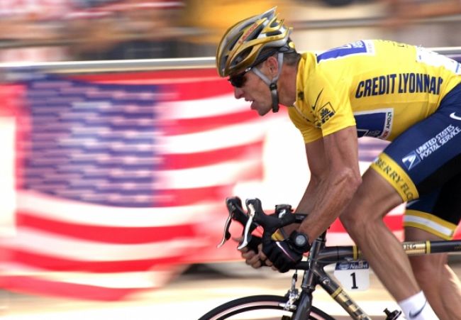 Armstrongovej kariére pomôže len zázrak, tvrdí Fahey
