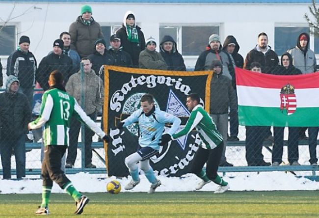 Ďalší korupčný škandál vo futbale, obvinili štyroch ľudí