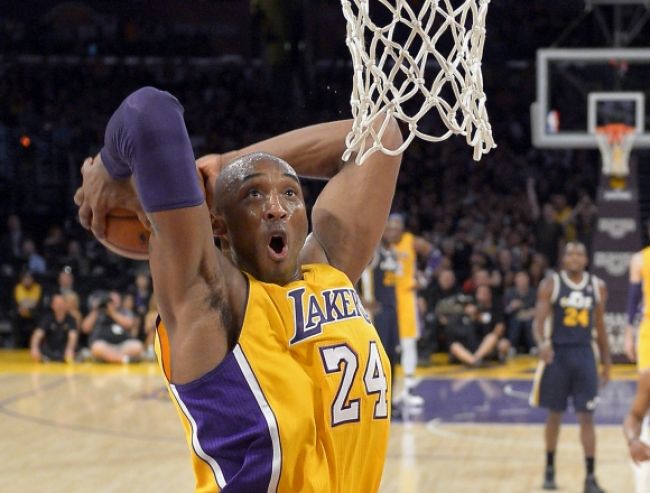 Hviezda NBA Kobe Bryant predĺžila zmluvu s Lakers