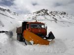 V Tatrách namerali -17 stupňov, hrozba lavín naďalej stúpa