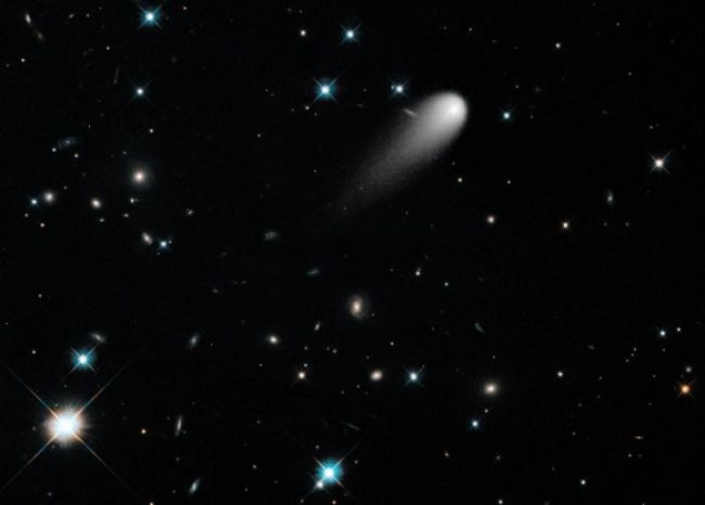 Video: Kométa Ison možno prežila prelet okolo Slnka