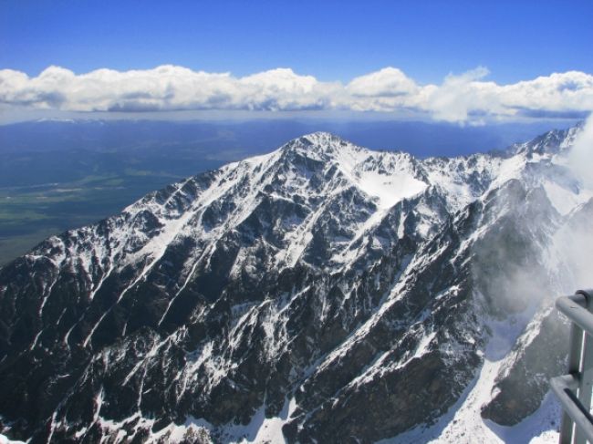 Do Vysokých Tatier prichádza viac turistov, tržby rastú